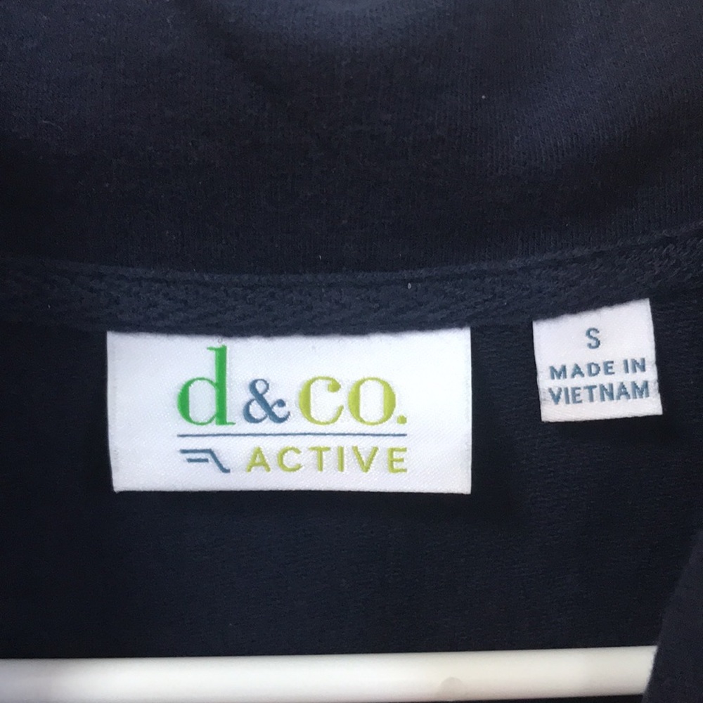 NWOT D & Co zip up 3/4 sleeve active wear Sz S. (99) - Picture 2 of 9